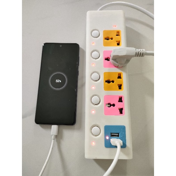 Power Strip usb. 4universal outlets +2USB/Stop kontak multi fungsi