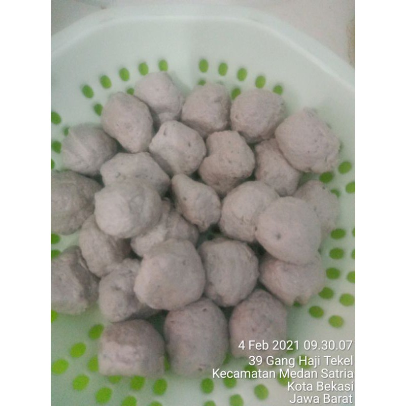

bakso ikan kecil setengah bal 125pcs