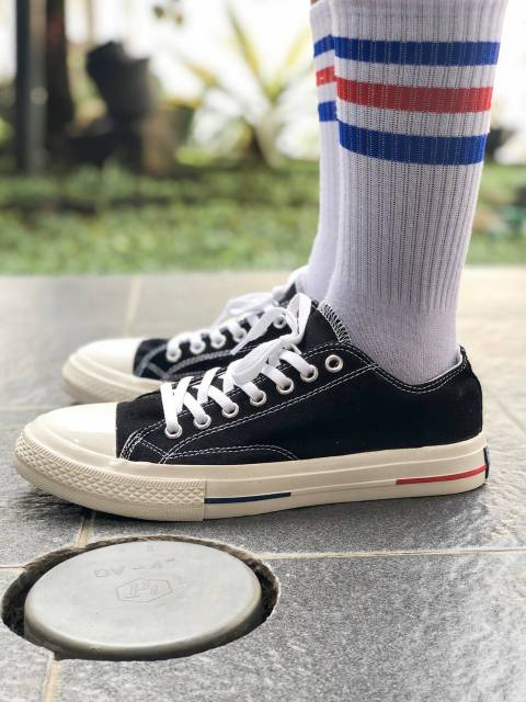 Sepatu Sekolah Converse All Star Classic, Converse 70s Low Black-White Sepatu All Star Chuck Taylor