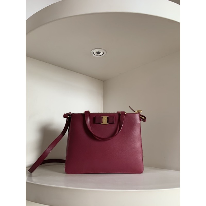 Preloved Salvatore Ferragamo Tracy Rosso Original