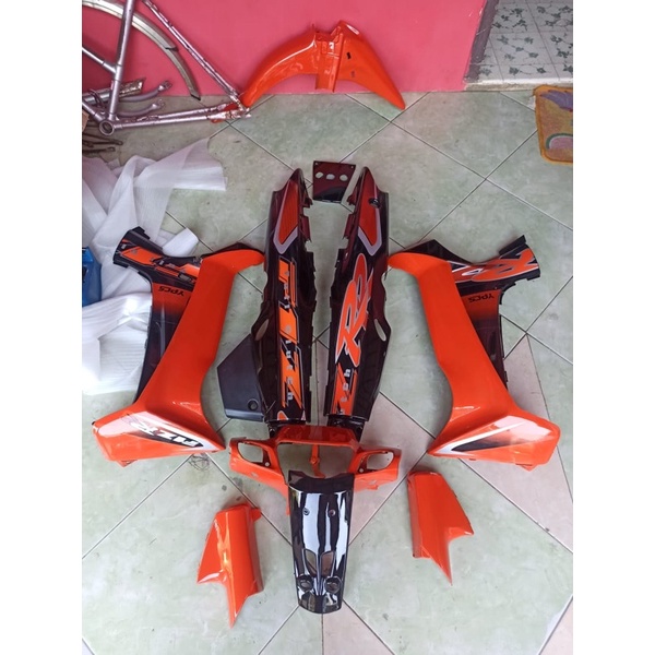 cover body Fiz R caltex hitam orange body hitam  full set halus