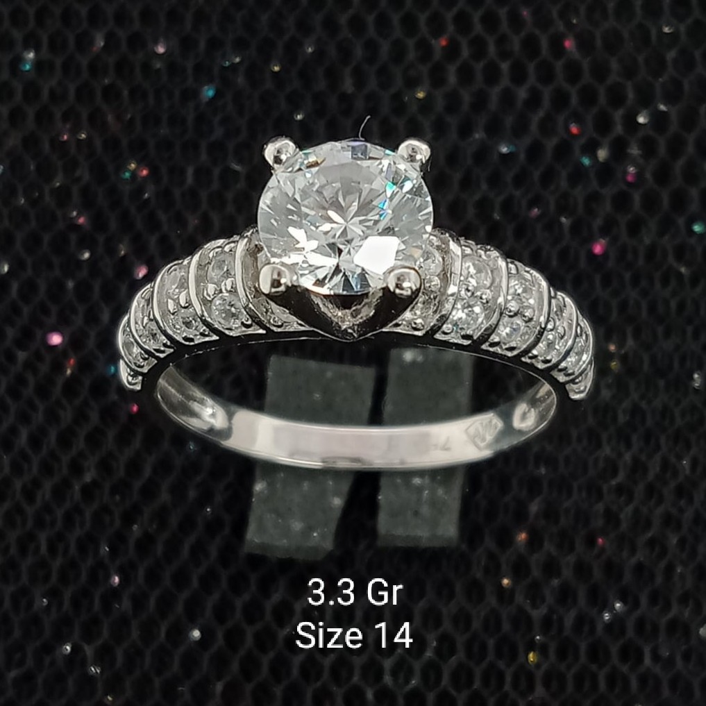 Cincin Emas 17 K - 3.3 Gr Kadar 750 - 1970