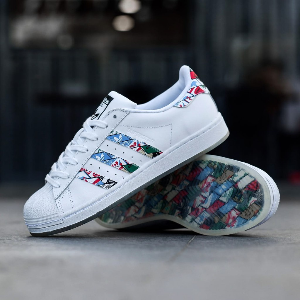 Sepatu Adidas Superstar CLR White Strip Flag Original Casual Sneakers Pria