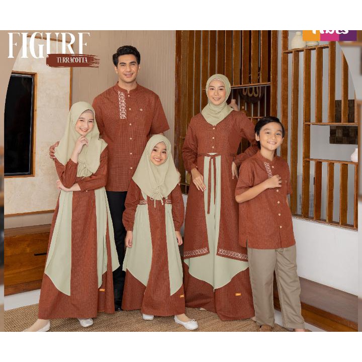 Sarimbit Family Figure Nibras