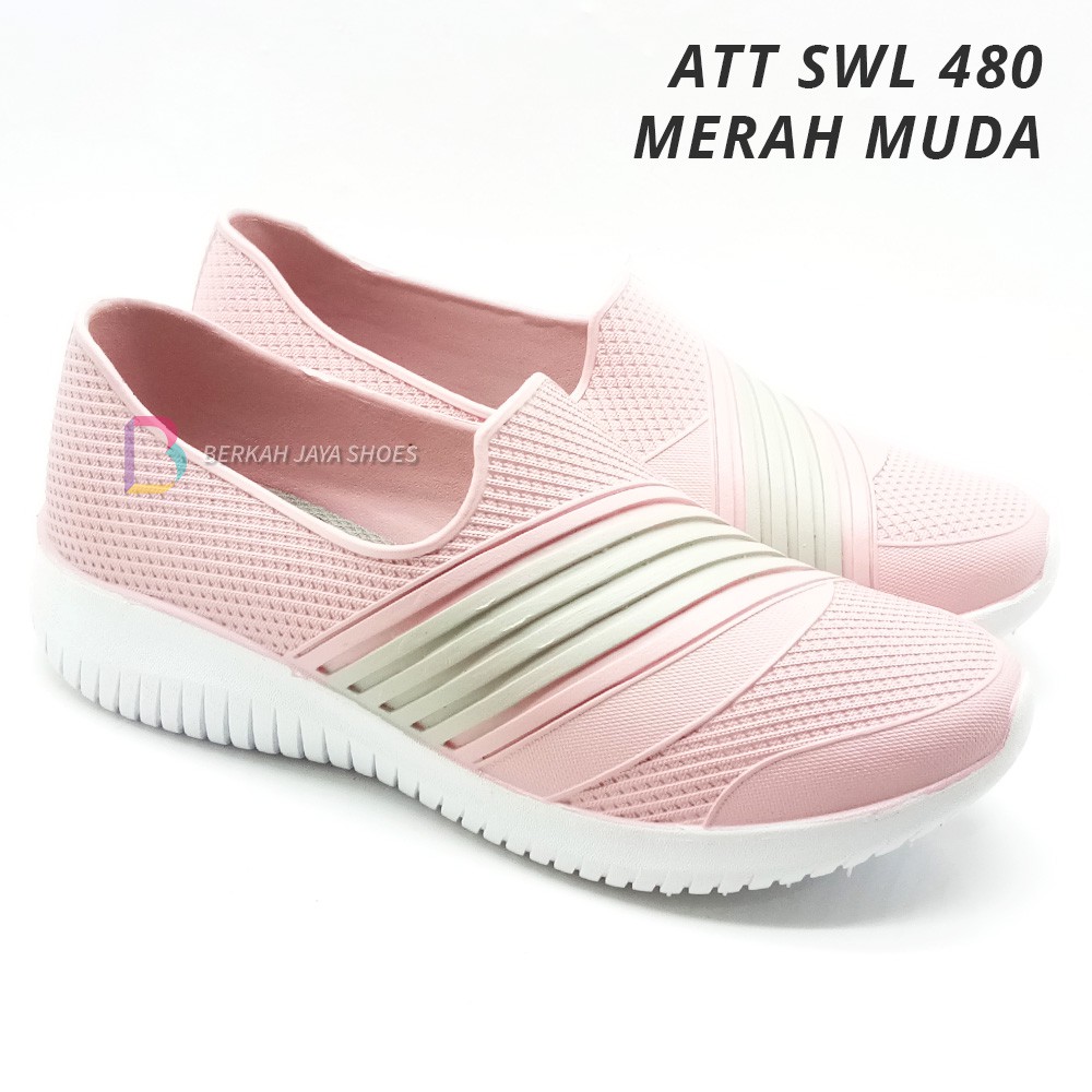 Sepatu Karet Wanita - Sepatu Slip On Karet Wanita ATT SWL 480 Varian Warna - Anti Air &amp; Anti Slip