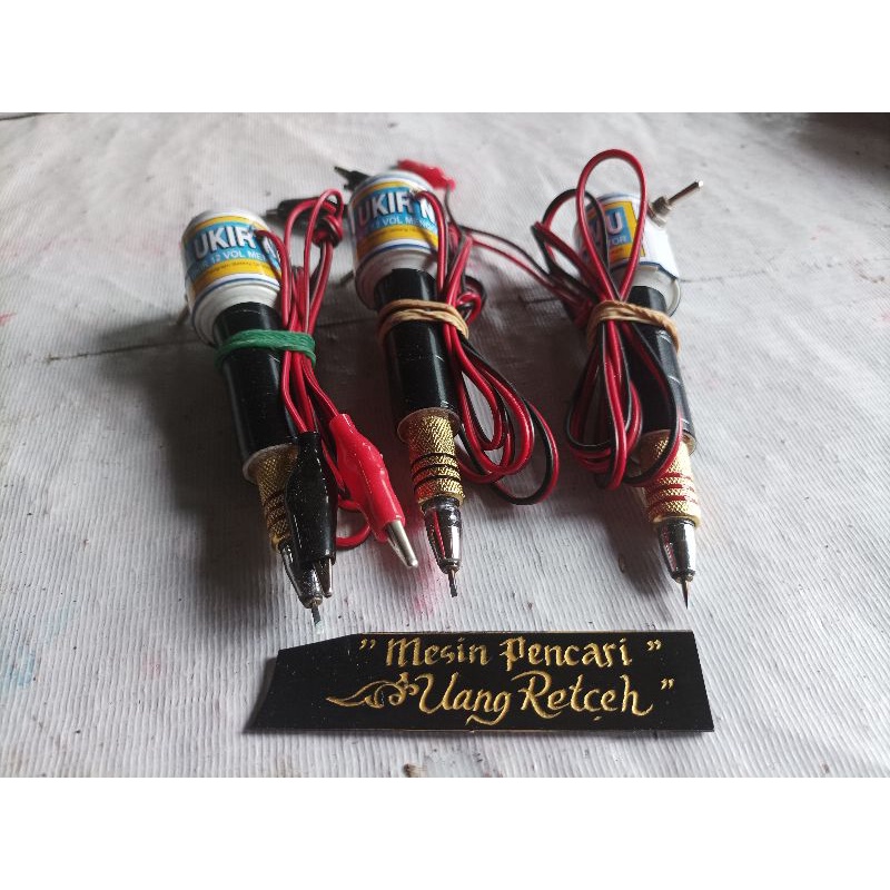 Mesin Ukir Nama untuk gelang Akrilik dan kaukah