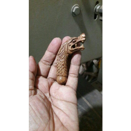 deder keris kayu stigi wulung ukir naga