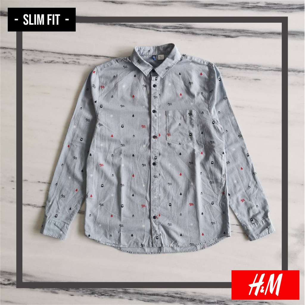 Kemeja Pria DIVIDED H&M Lengan Panjang Motif Christmas ORIGINAL