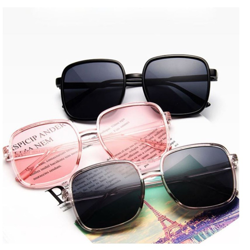PA Kacamata Wanita Hitam Kotak Gaya Style Sunglasses Kaca Mata Fashion Eyewear KC016 (6178)