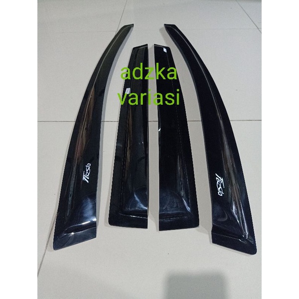 Talang air mobil Ford fiesta model slim