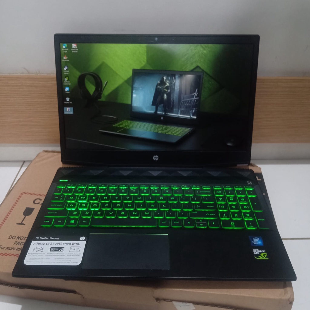 Laptop Gaming Hp Pavilion 15 - cx0058wm, Core I5- 8300H, Ram 8 Gb, Hdd 1Tb, DUALVGA Intel UHD Graphi