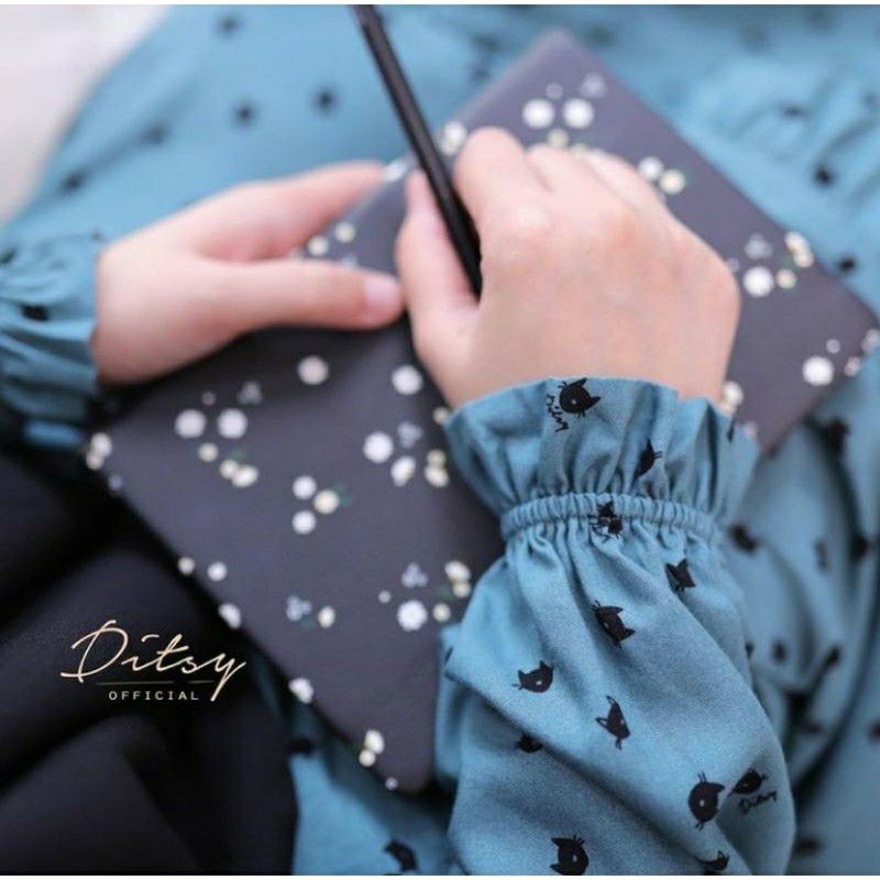 Ditsy Februairi 2021 Cat Teal Size M