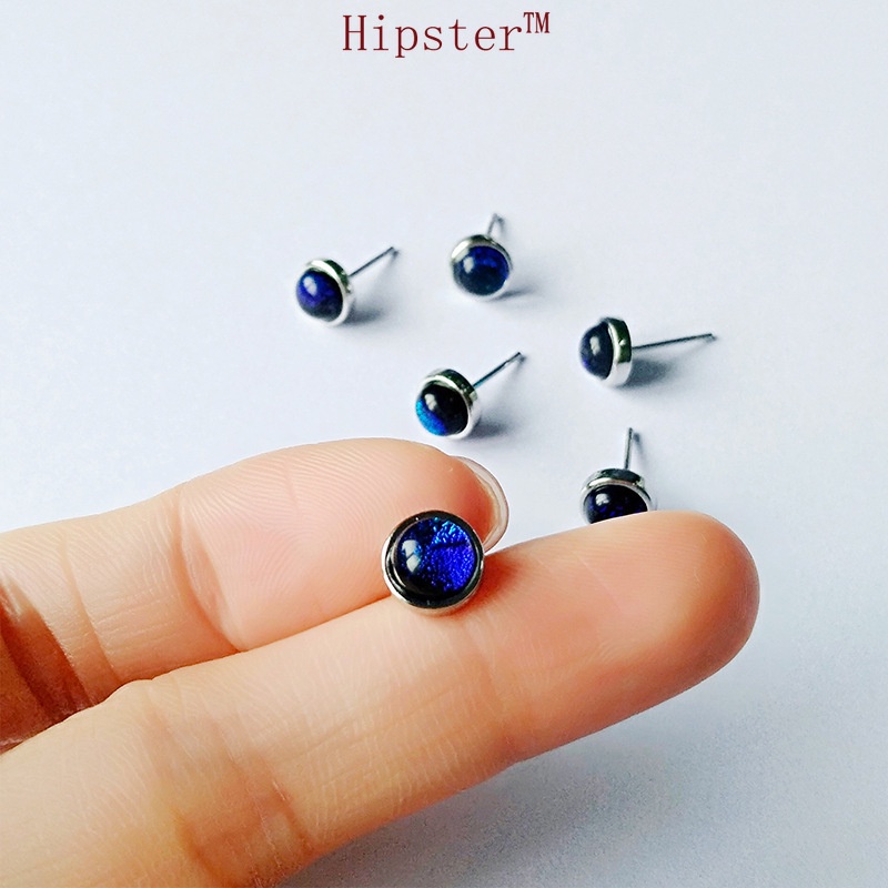 Best-Selling New Type round White Gold Sapphire Stud Earrings