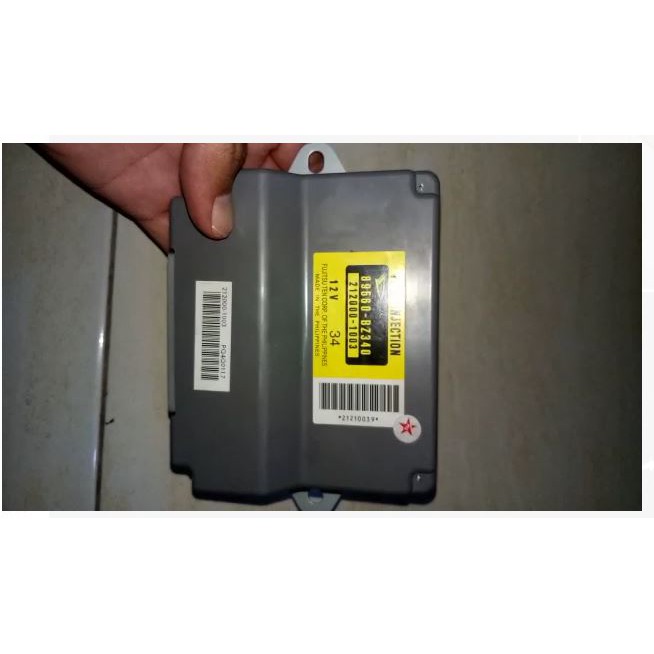 ECU AVANZA 2004-2005