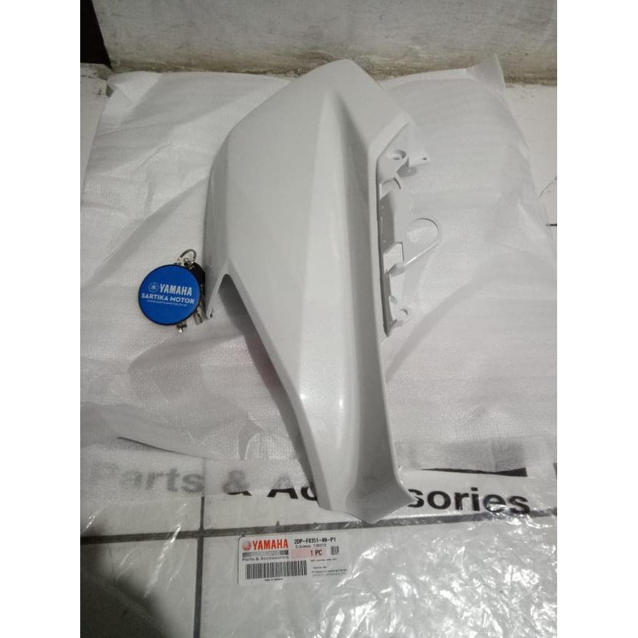 Cover Lampu Depan Original Body Cowling Kiri Yamaha Nmax (Putih)
