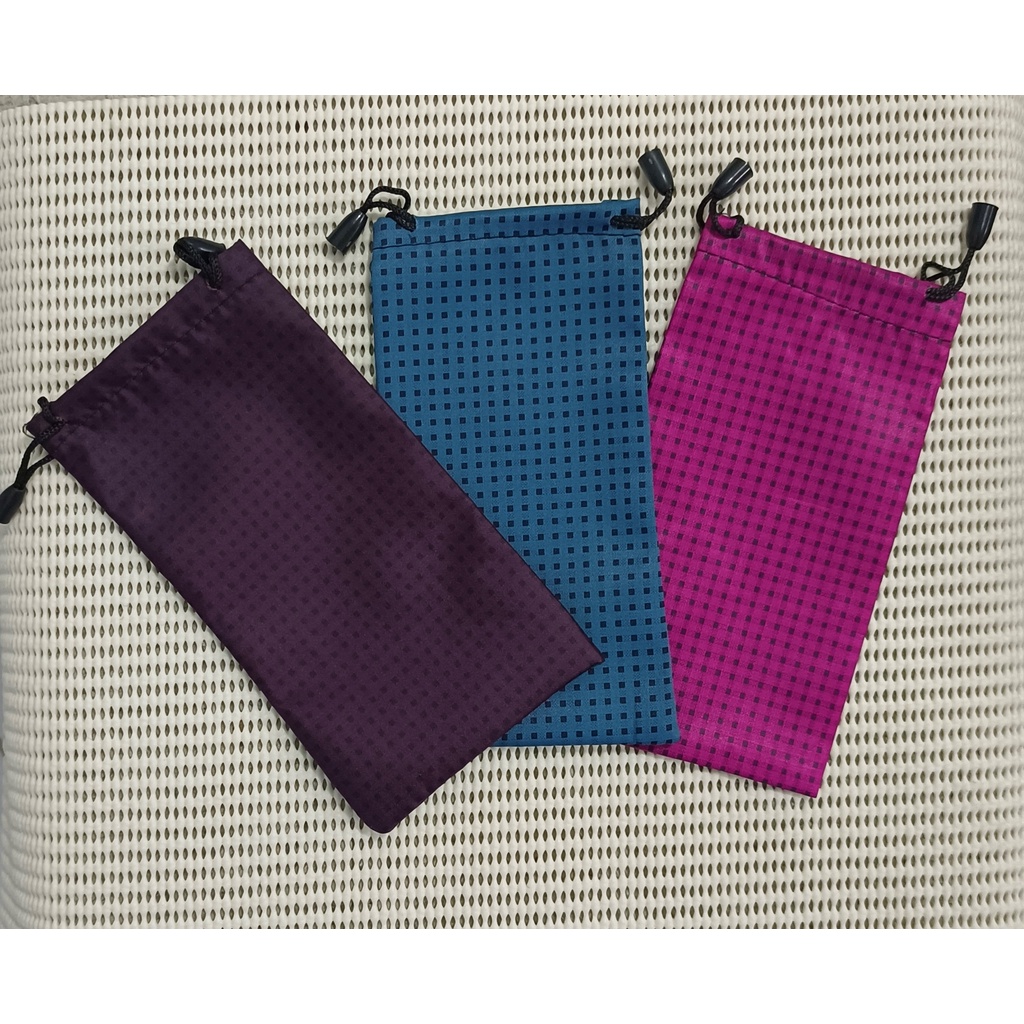 KANTONG KACAMATA NO. 02