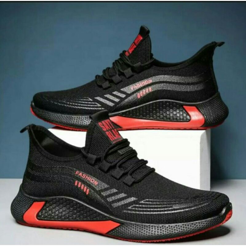 Sepatu sneaker pria Import Sayt Rlae