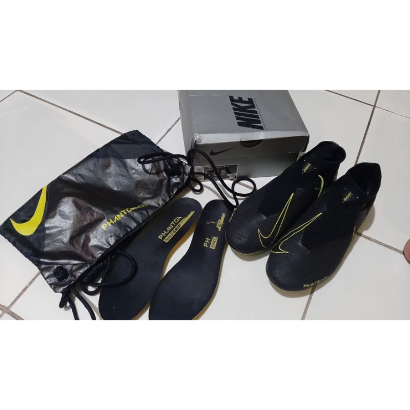 nike phantom vsn elite sz 41 second