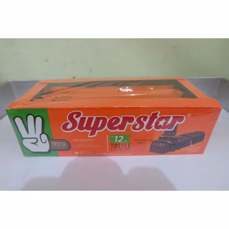 

Superstar Wafer 1 box isi 12 pcs