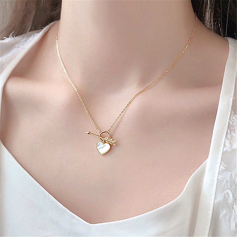 Creative Peach Heart Women Clavicle Chain / One Arrow Through Heart Pendant / Korean INS Fashion Jewellery