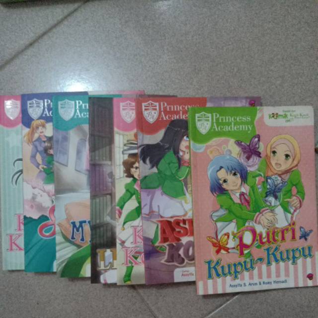 PRELOVED PAKET 7 BUKU KOMIK ANAK PRINCESS ACADEMY KKPK