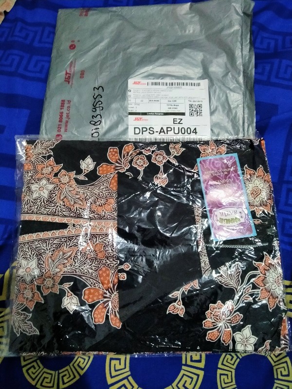 Grosir Terlaris Genes Jelita Tunic Navbor Yelbor Whitbor Creambor Tunik Batik Modern Hrb046