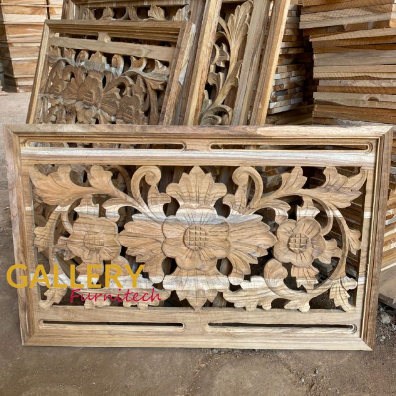 hiasan dinding ukiran kayu jati - loster lubang angin - uk 44x70