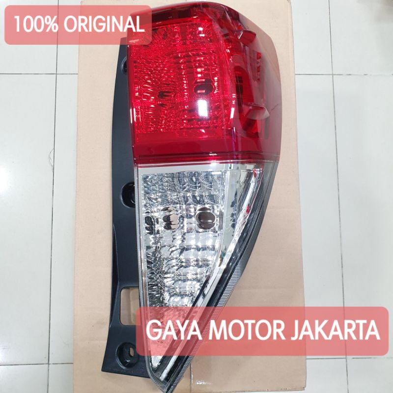 LAMPU STOP-STOPLAMP BELAKANG KANAN TOYOTA INNOVA REBORN 81551-0K240