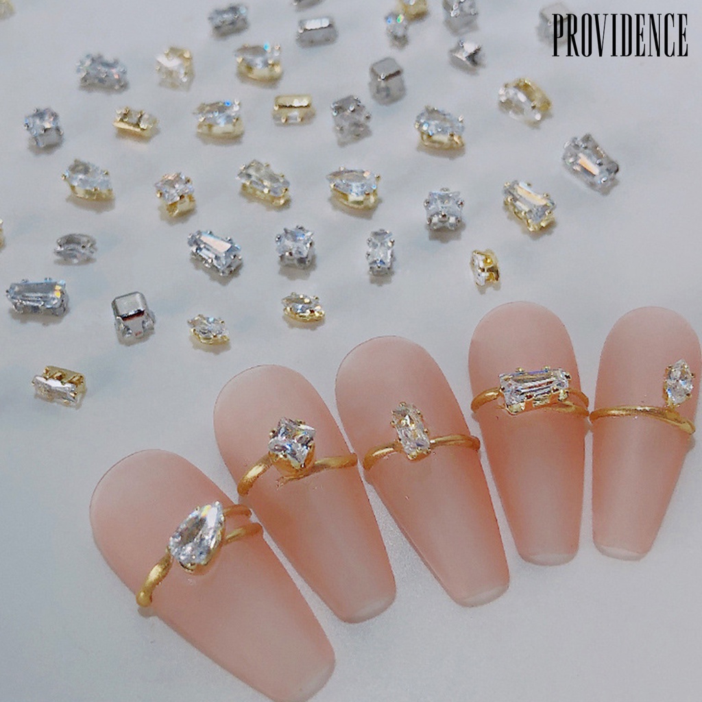 20pcs / Kotak Ornamen Perhiasan Berlian Imitasi Glitter Kubik Zirkonia Shiny Untuk Dekorasi Nail Art Wanita