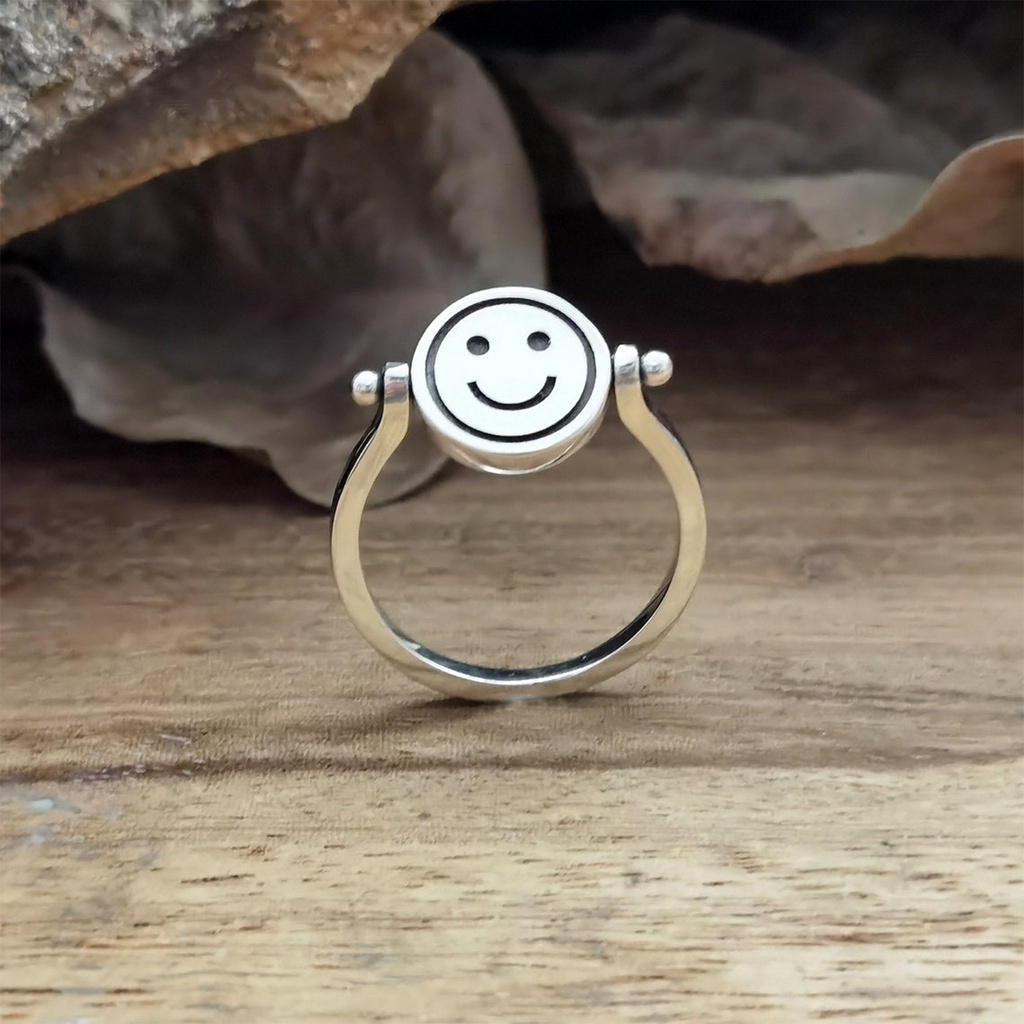 Fancyqube Fancycube Fancycube Mainan Fidget Ring Dua Sisi Motif Smiley Face Untuk Anti Stress