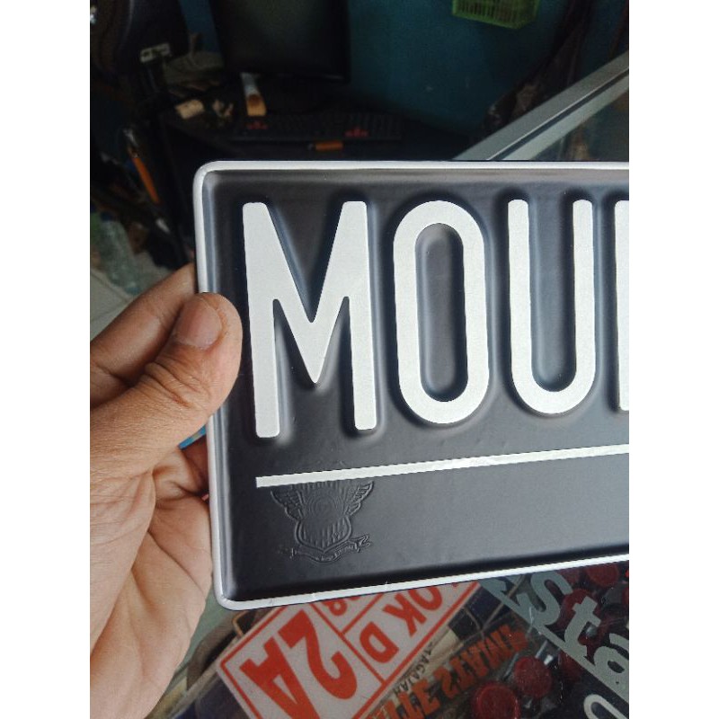 PLAT NOMOR MOBIL FINISHING STICKER