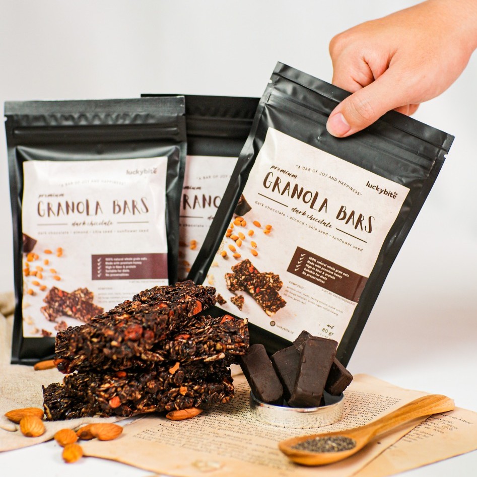 Dark Choco Granola Bar (2 Bars) - Dark Chocolate, Almond, Chia Seed, Sunflower Seed - LUCKYBITE