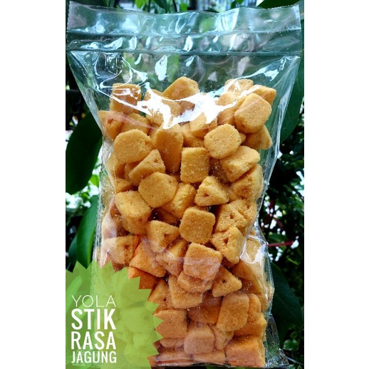 

yola stik 250g / rasa jagung / rasa coklat / rasa pandan / yola stik momogi