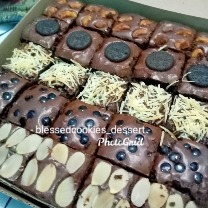 

BROWNIES HAMPERS UK 20X20