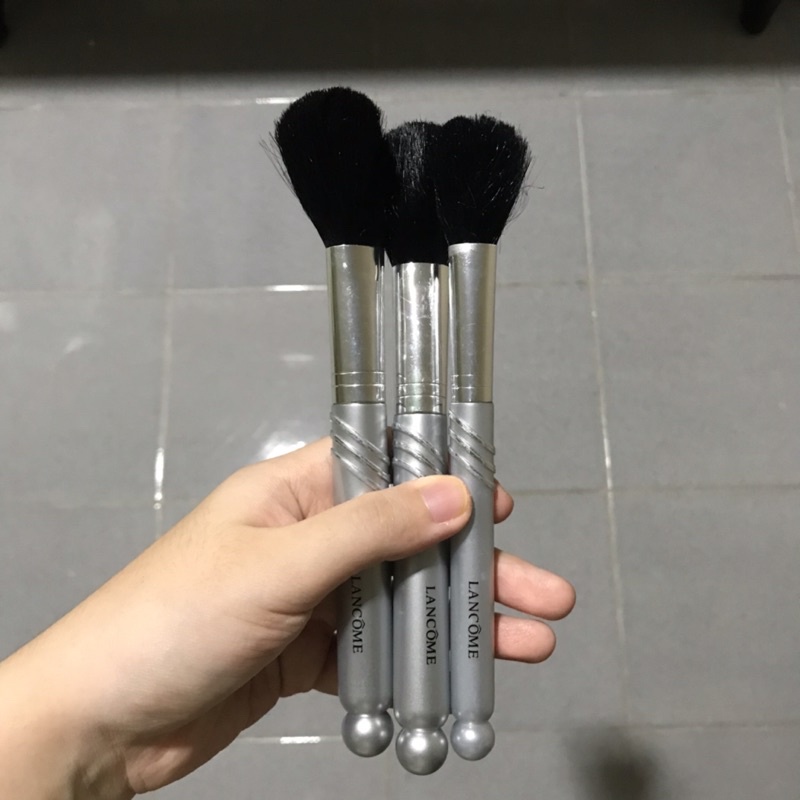 Preloved Thrift Lancome Brush Highend Brush