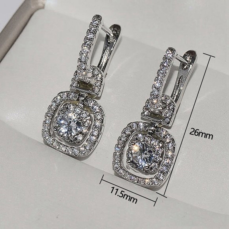 Anting Juntai Bentuk Kunci Aksen Batu Bling Untuk Wanita