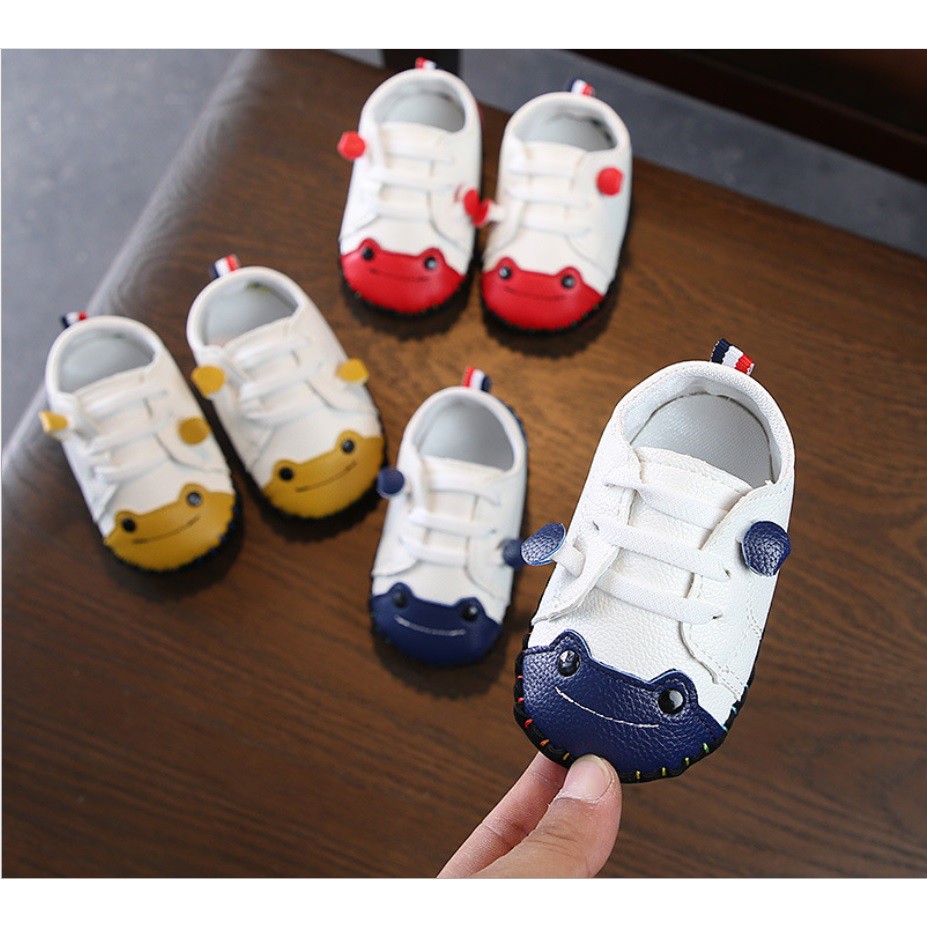 Sepatu bayi anak import motif kartun dua warna