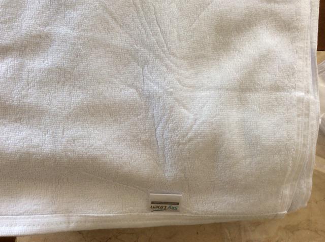 Paket Duvet Insert / Quilt Insert + Duvet Cover / Quilt Cover Lazy Sunday - Hotel Collection