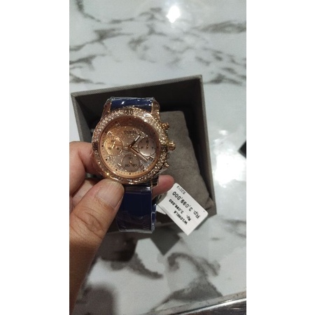 Jam tangan wanita Guess W1098L6 original second mulus
