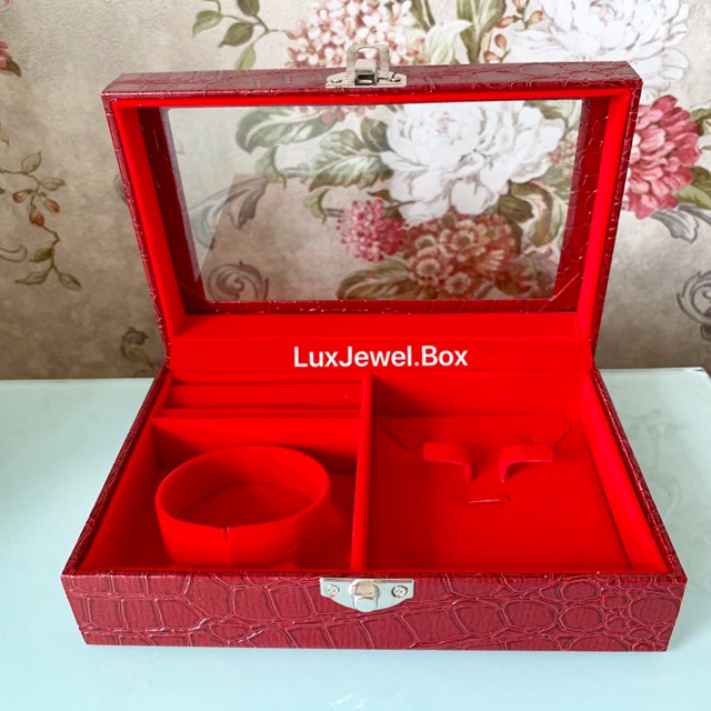 Kotak Perhiasan Set 2, dari Kulit Sintetis. Cocok untuk kotak mahar/ seserahan.