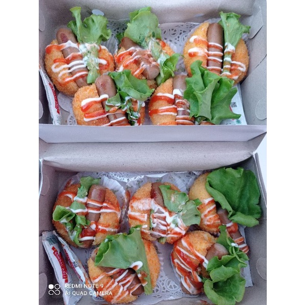 

donat sosis premium