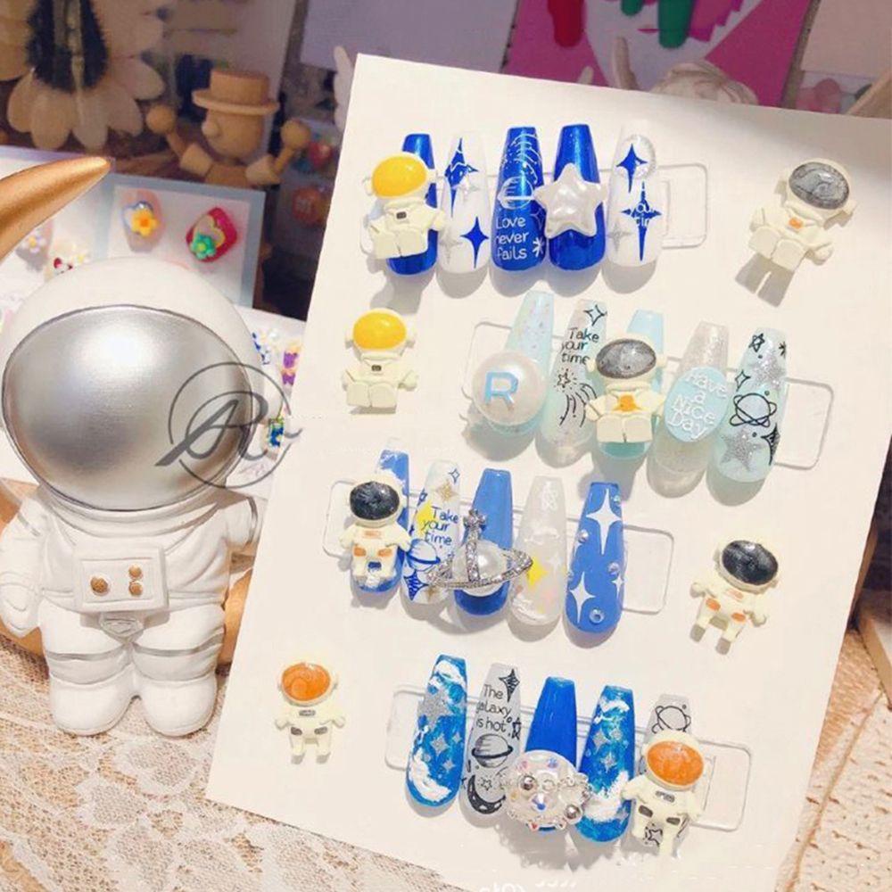 Agustinina Astronot Hiasan Kuku Kreatif Spaceman Bulan Semesta DIY Ornamen