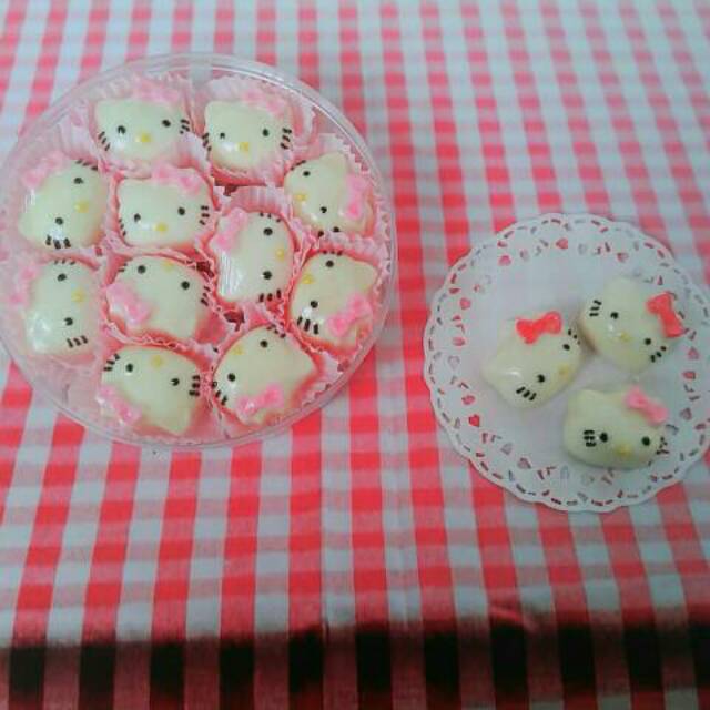 

Coklat karakter hello kitty