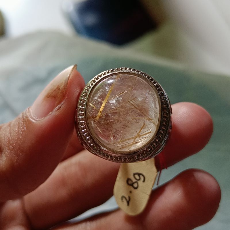 Batu rambut Cendana serat emas