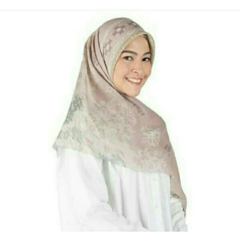 Ria Miranda Mina Scarf