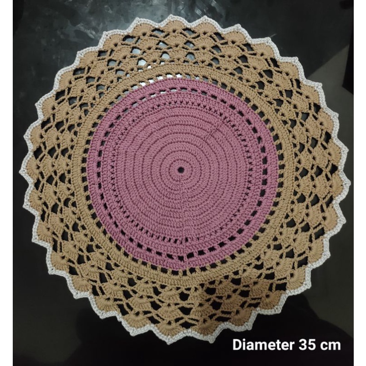 

Penutup kado untuk kondangan D35 cm (handmade-Bali)