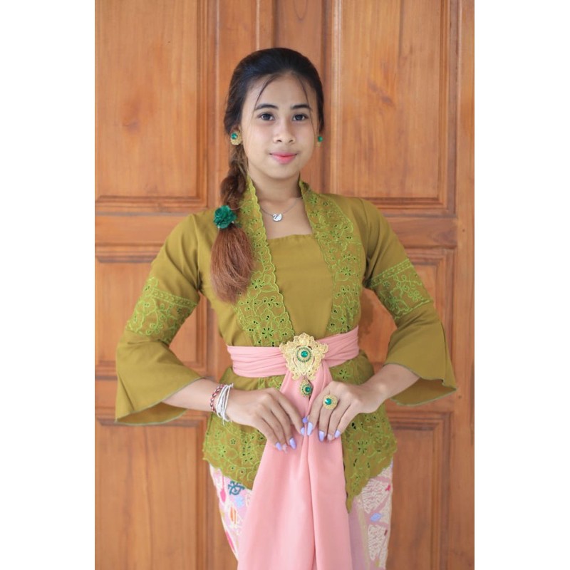 (kebaya saja) Kebaya bali bordir kerawang / kebaya / kebaya bordir / kebaya bali / kebaya kerawang