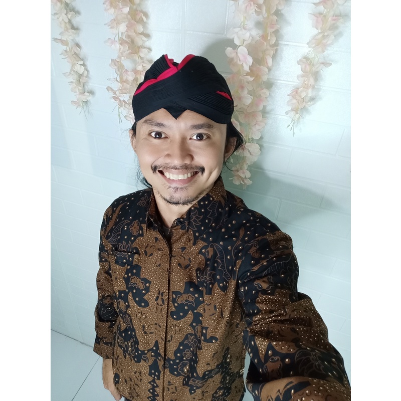 MAHESA KANAYA KEMEJA BAJU BATIK PRIA SOLO LENGAN PANJANG LAPIS FURING ATASAN PREMIUM MODERN DEWA WANGSA DEWAWANGSA UNGU NAVY MAROON KEMBANG LOMBOK JOGLO UNGU MARTOWIRO CAHAYA JAYANEGARA RAJASAKTI MERAH MAHKOTA MERAH SAWU PRABUSENO GITARJA GURDO IJO VIJAY