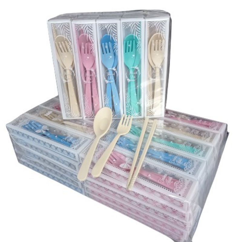 souvenir sendok set sendok plastik sendok garpu sumpit jerami souvenir nikah ulang tahun