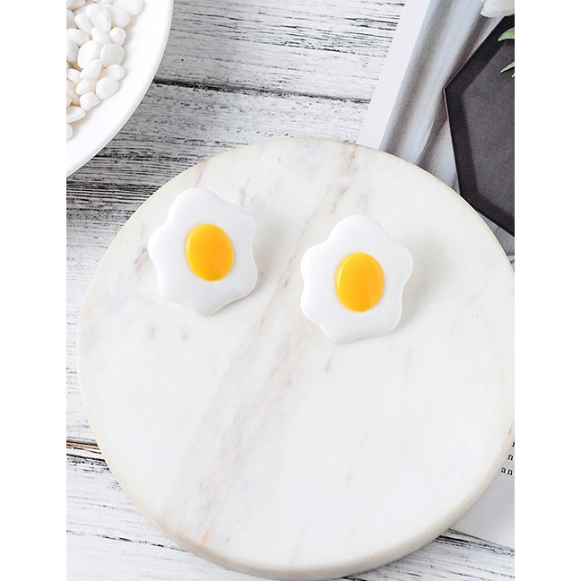 LRC Anting Tusuk Fashion White Resin Earrings F90561